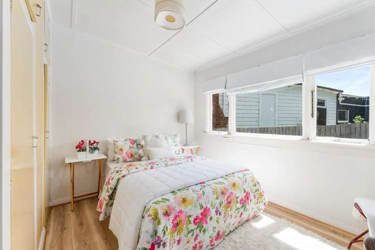 1 Greenacres Street Macandrew Bay_11