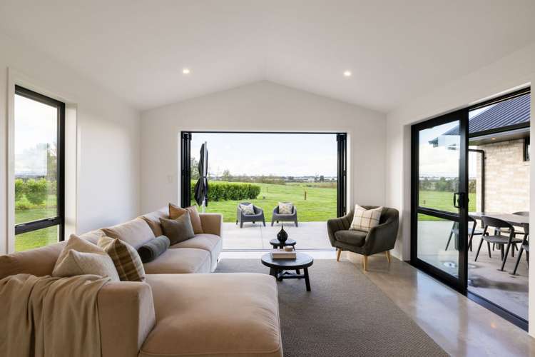 89 Burbush Road Burbush_10