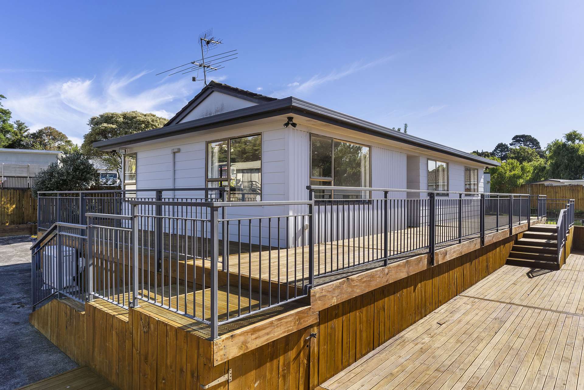 144 Solar Road Glen Eden_0