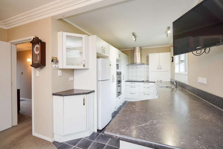 61 Racecourse Road Glengarry_14