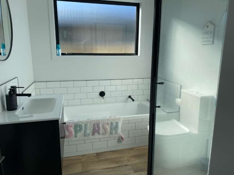 21 Inaka Place Poike_5