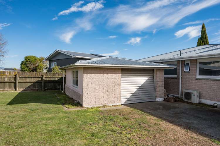 21 Tennyson Crescent Stoke_15