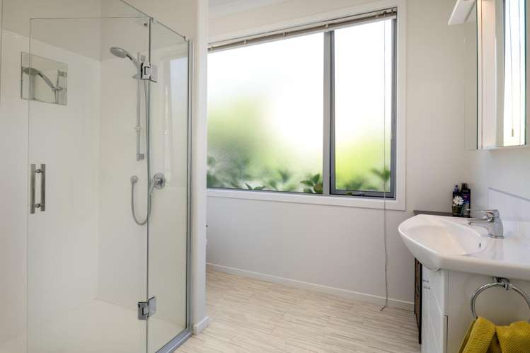 5 Roussel Place Springlands_15