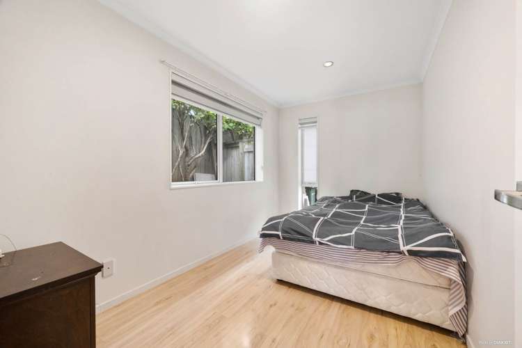 1e Bollard Avenue Mount Albert_17