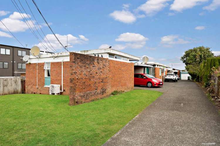 47 Mount Smart Road Onehunga_4