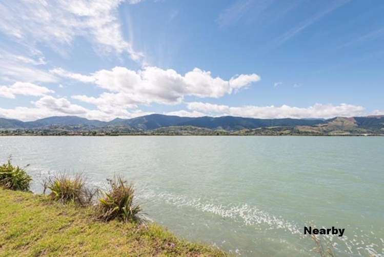 2/75 Point Road Monaco_14