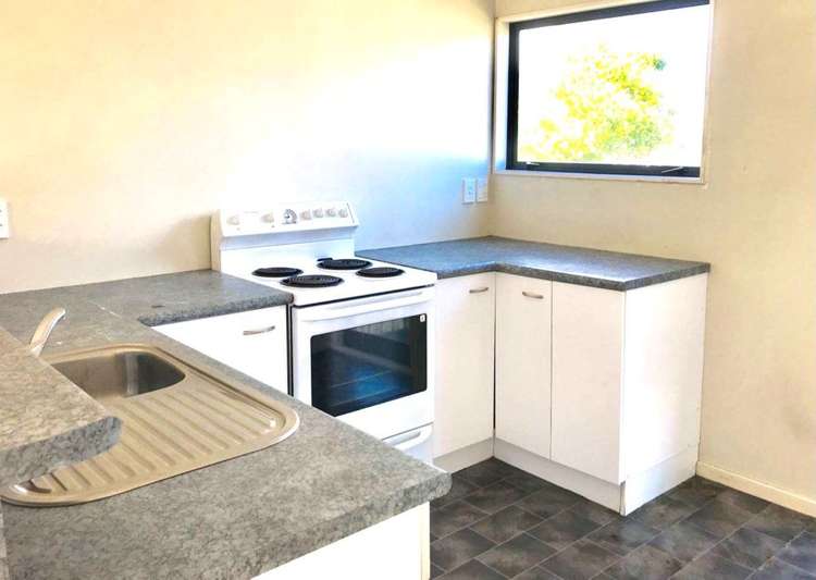 113 Beaumonts Way Manurewa_16