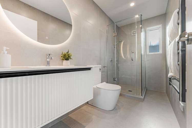 6B Kaimai Avenue Massey_14