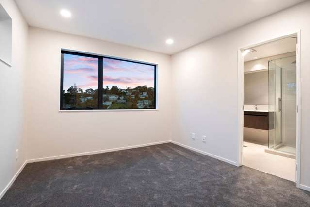 3/5 Topliss Drive Torbay_2