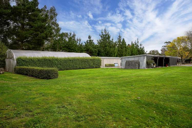 1771 Cust Road Cust_27