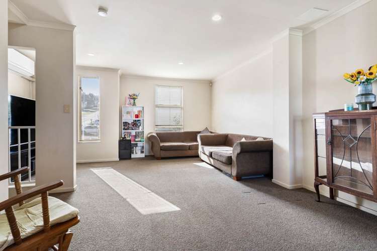 4 Verdale Circle Glen Eden_12