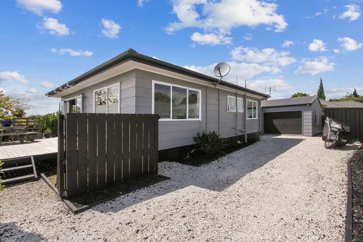 25 Crispe Road Clarks Beach_19