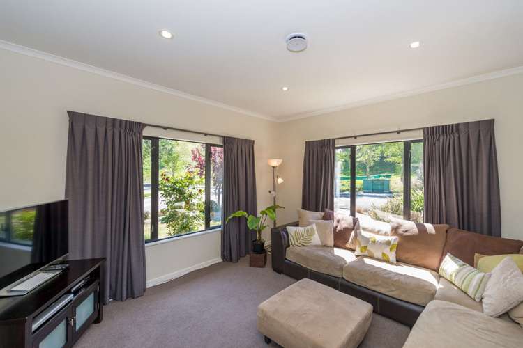 8 Sunningdale Drive Stoke_10