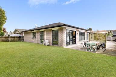 32 Shelley Street_4