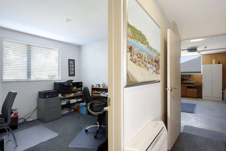 241 The Ridgeway Stoke_18