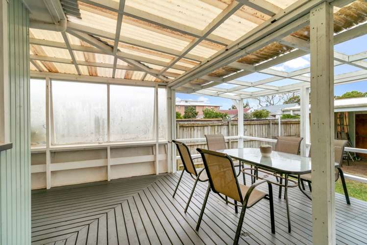 27 Hargest Terrace Mount Albert_12