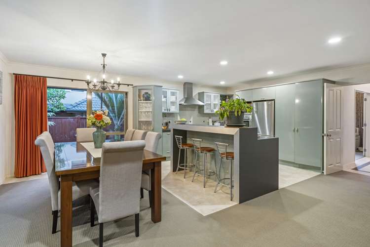 17 Maybole Drive Flat Bush_24