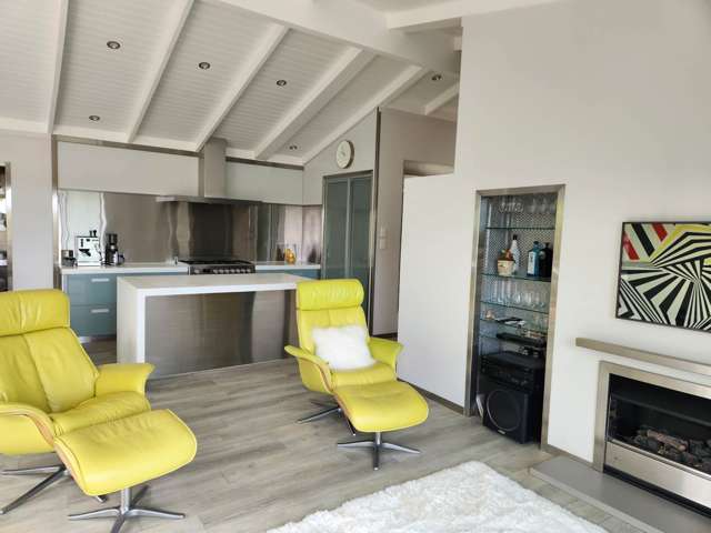 Modern Luxury, Hotel Vibes