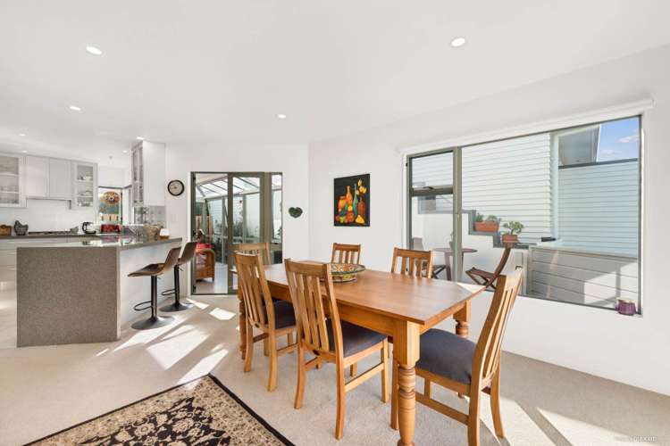 90 Wade River Road Stanmore Bay_6