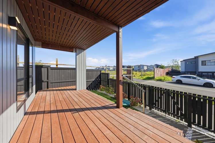 17 Joshua Carder Drive Hobsonville_15