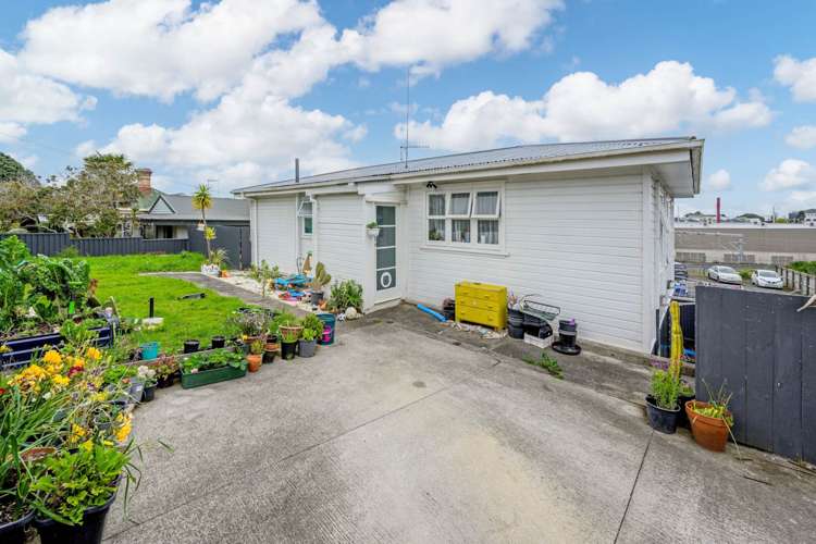 21 Station Road Pukekohe_1