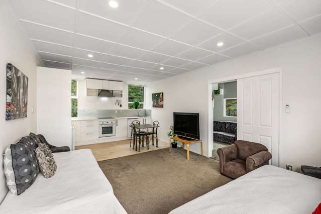 3/2 Waitati Place New Windsor_4