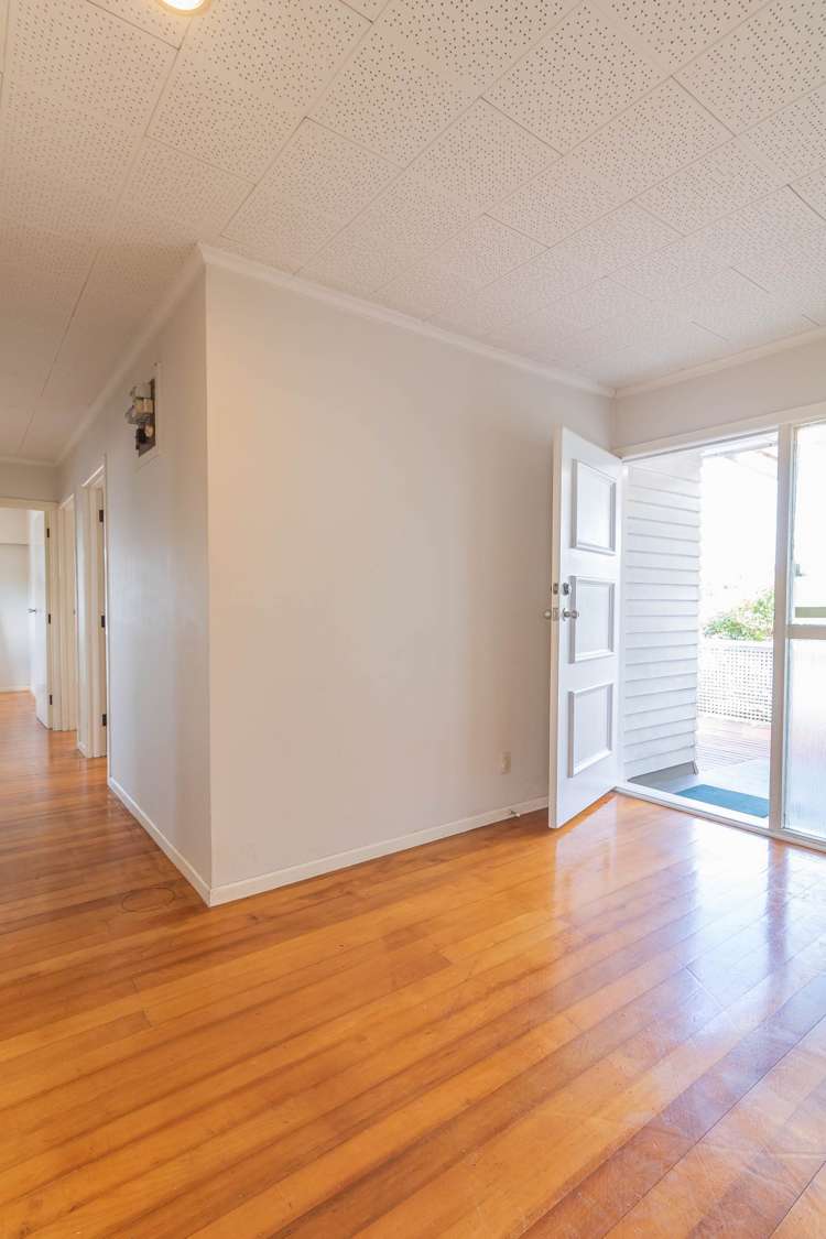 13 Totaravale Drive Totara Vale_5