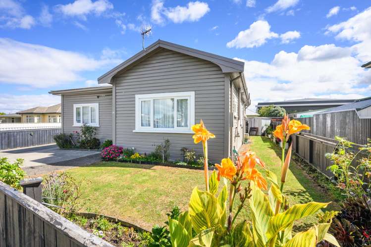 351 Tremaine Avenue Takaro_12