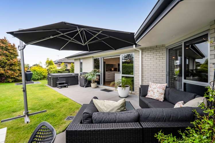 3 Condor Crescent Bell Block_34