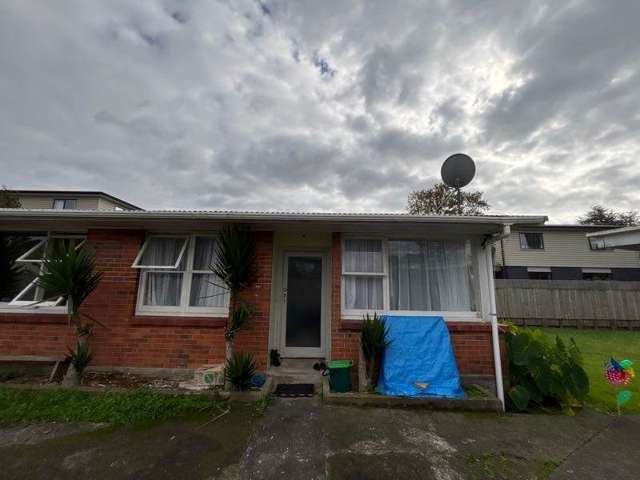 2 Bedrooms Unit in the Heart of Panmure