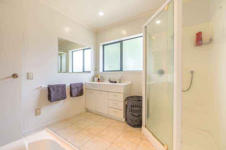 124b Brian Crescent Stanmore Bay_26