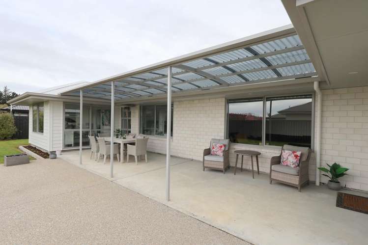 16 Northside Drive Waikiwi_23