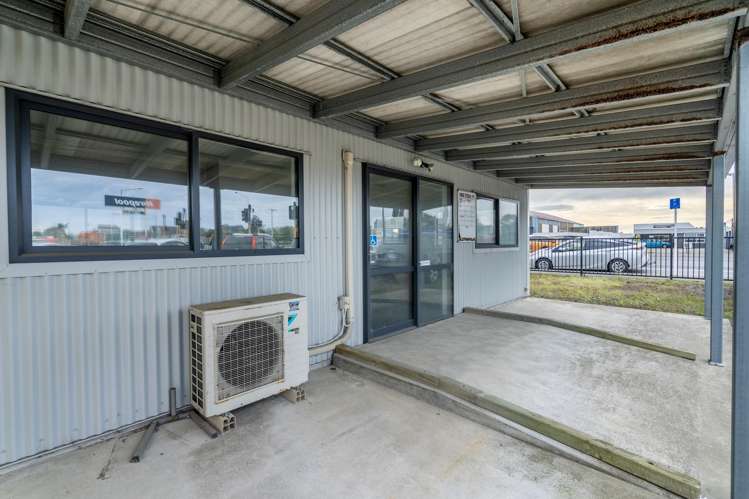 22 North Road Prestonville_24