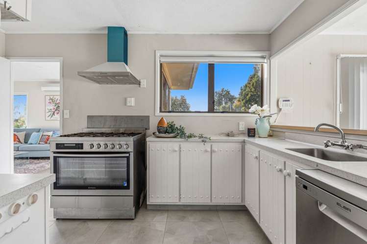 3 Crestlands Place_5