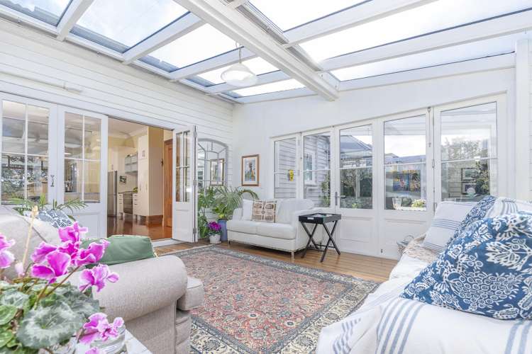 7 Queen Street Northcote Point_9