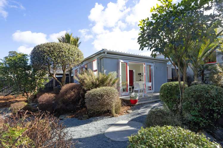 160 Seabrook Avenue New Lynn_13