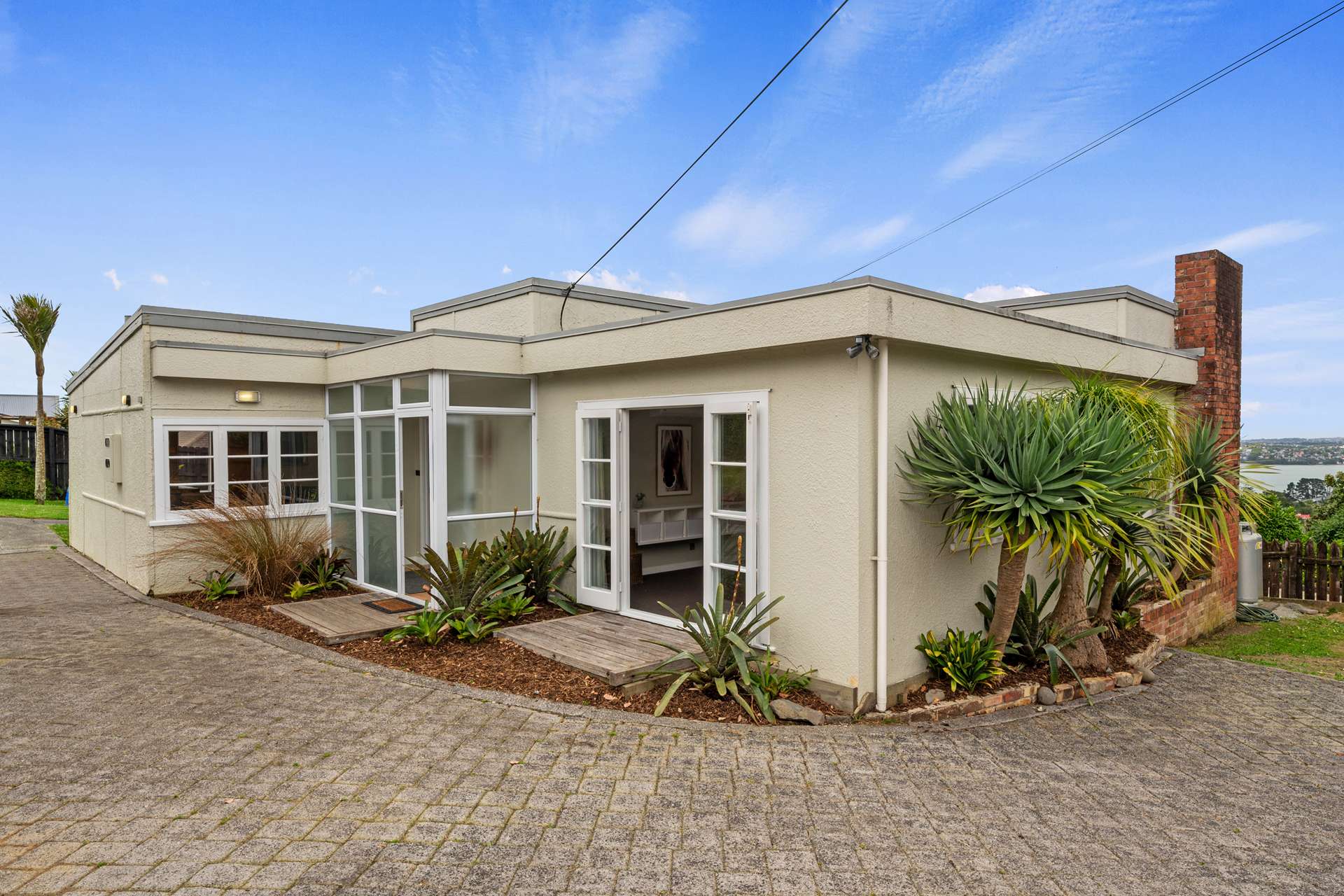 8 Colonial Road Birkenhead_0