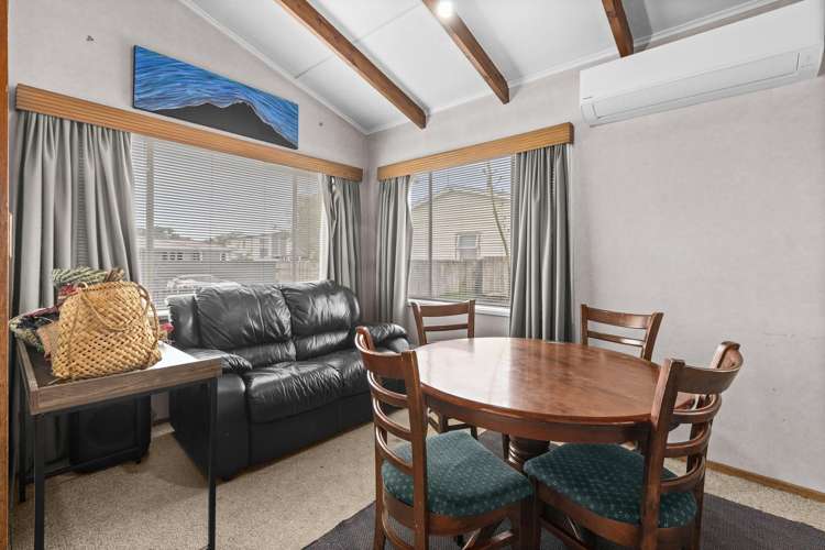 19 Hitchings Avenue Onekawa_3