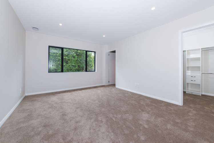 8a Dalwhinnie Parade Highland Park_16