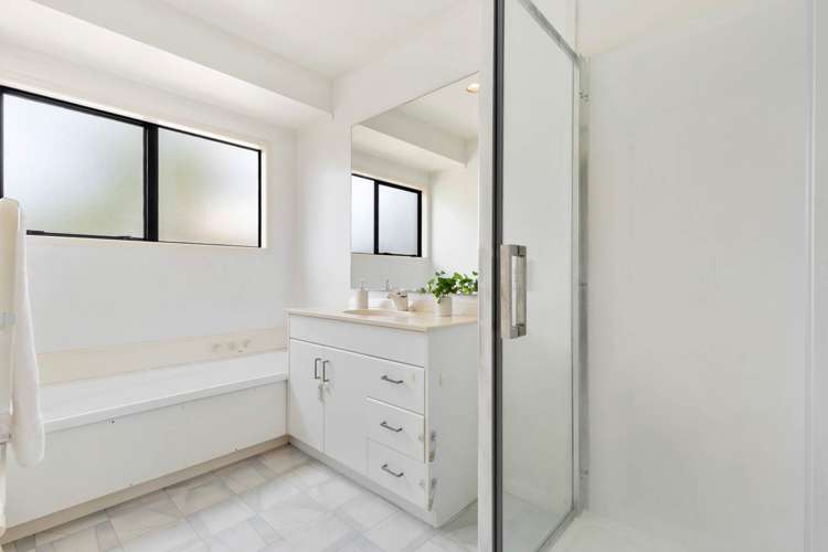 2/67 Howe Street Howick_11