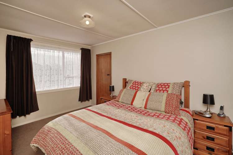 13 Avro Crescent Hornby_6