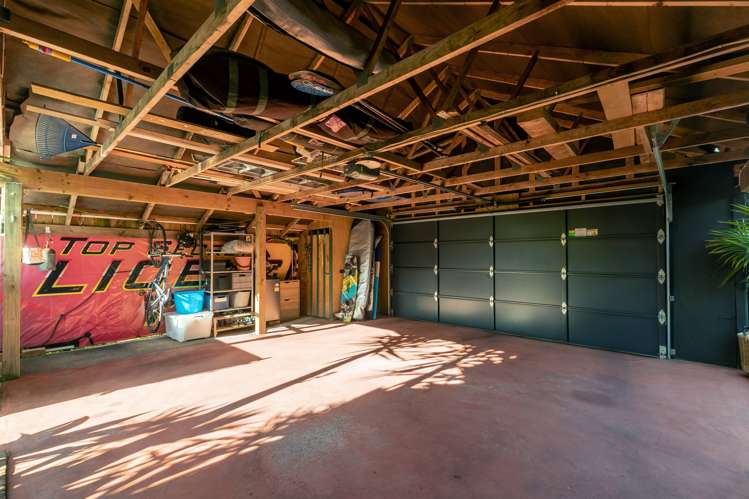 6 Kanuka Street Point Chevalier_18