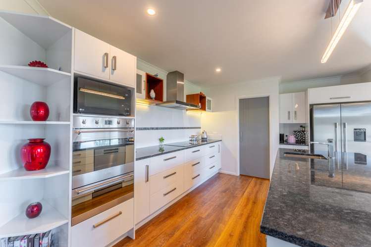 16 Campbell and Forrests Road Otaio_4