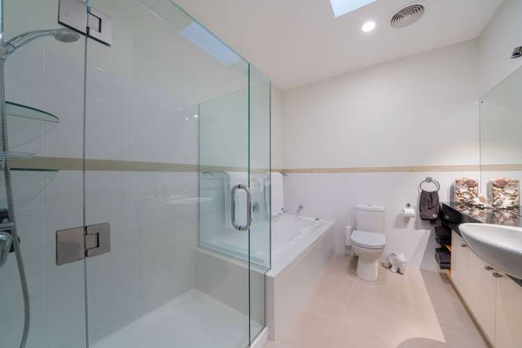 2/11a Killarney Street Takapuna_12