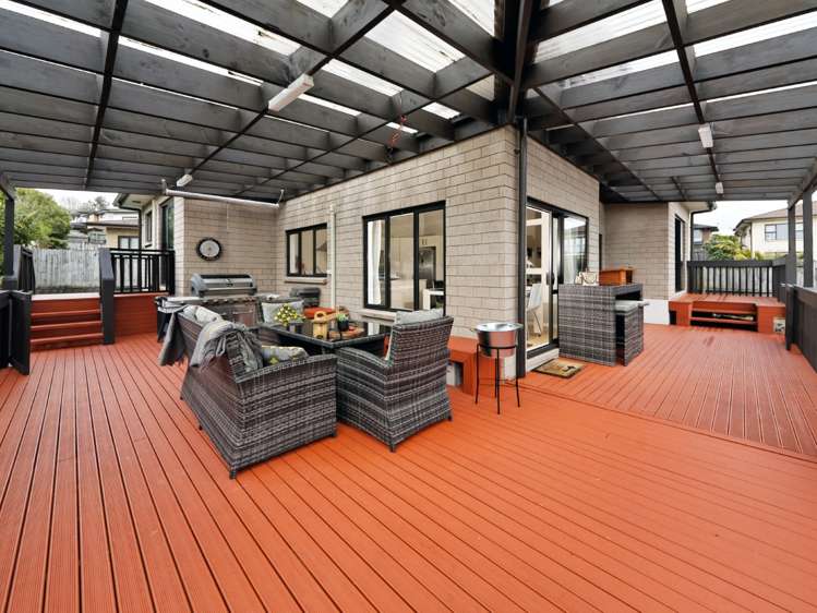 29 Midhurst Avenue Henderson_21