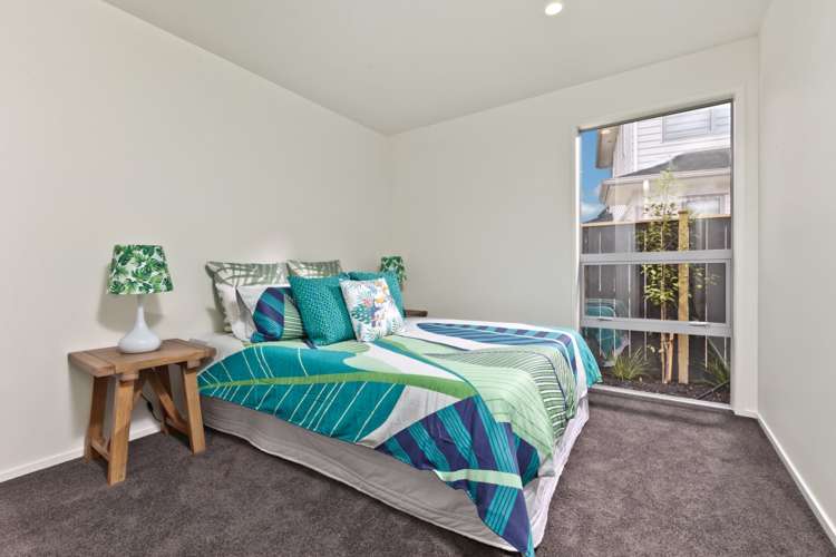 86 Colonial Drive Silverdale_24