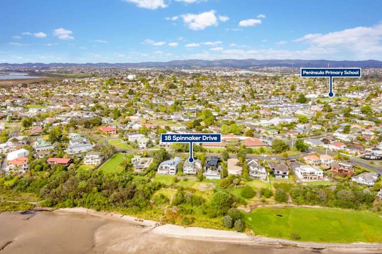 16 Spinnaker Drive Te Atatu Peninsula_18