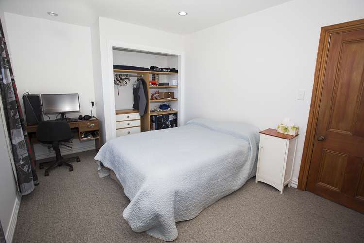 4 Pages Road Allenton_15