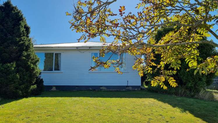 80 Half Mile Road Tuatapere_13