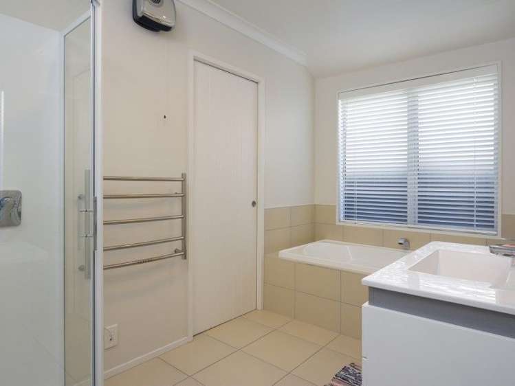 51 Champion Road Richmond_15